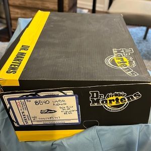 Dr. Martens NWT